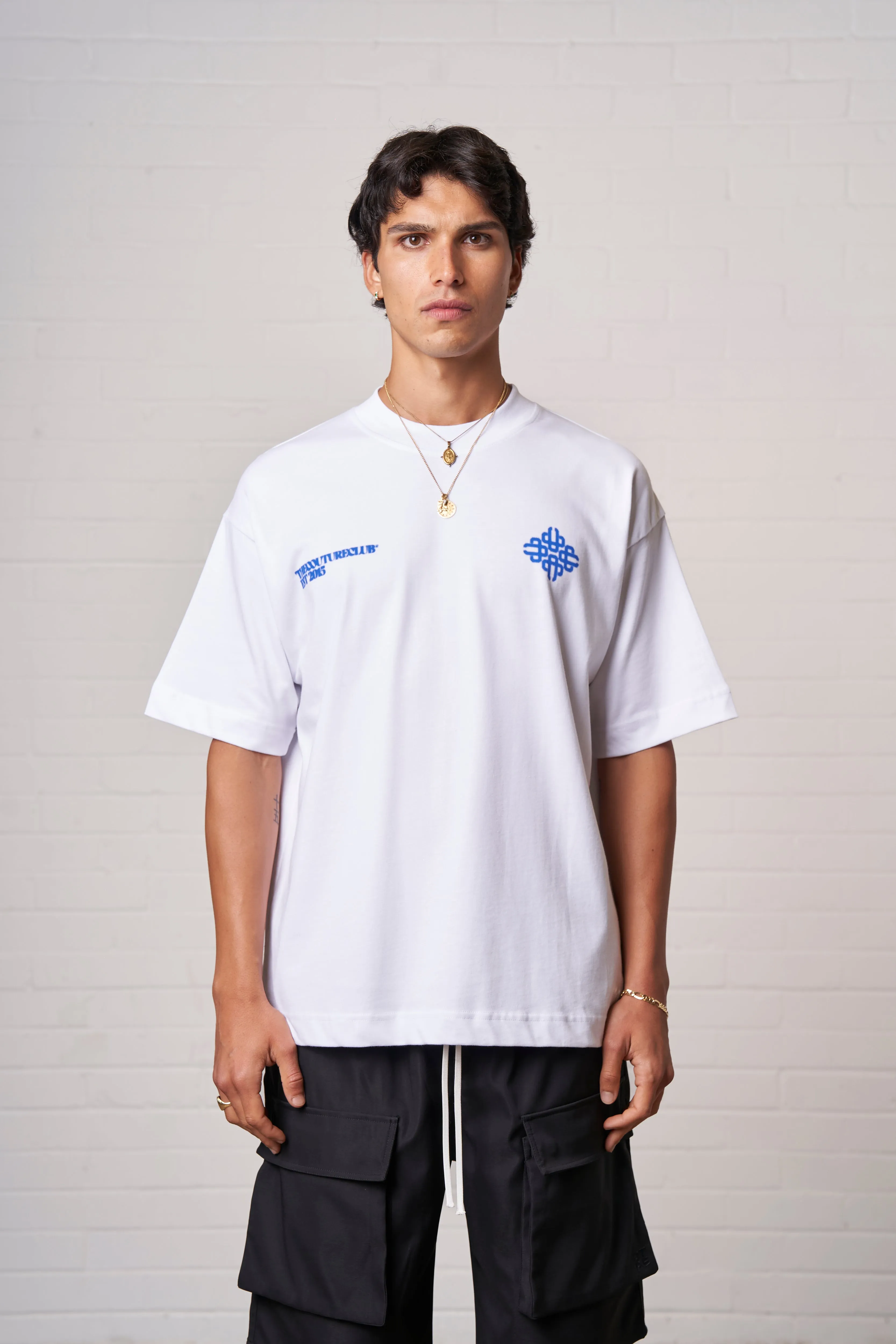BLURRED GRAPHIC EMBLEM T-SHIRT - COBALT
