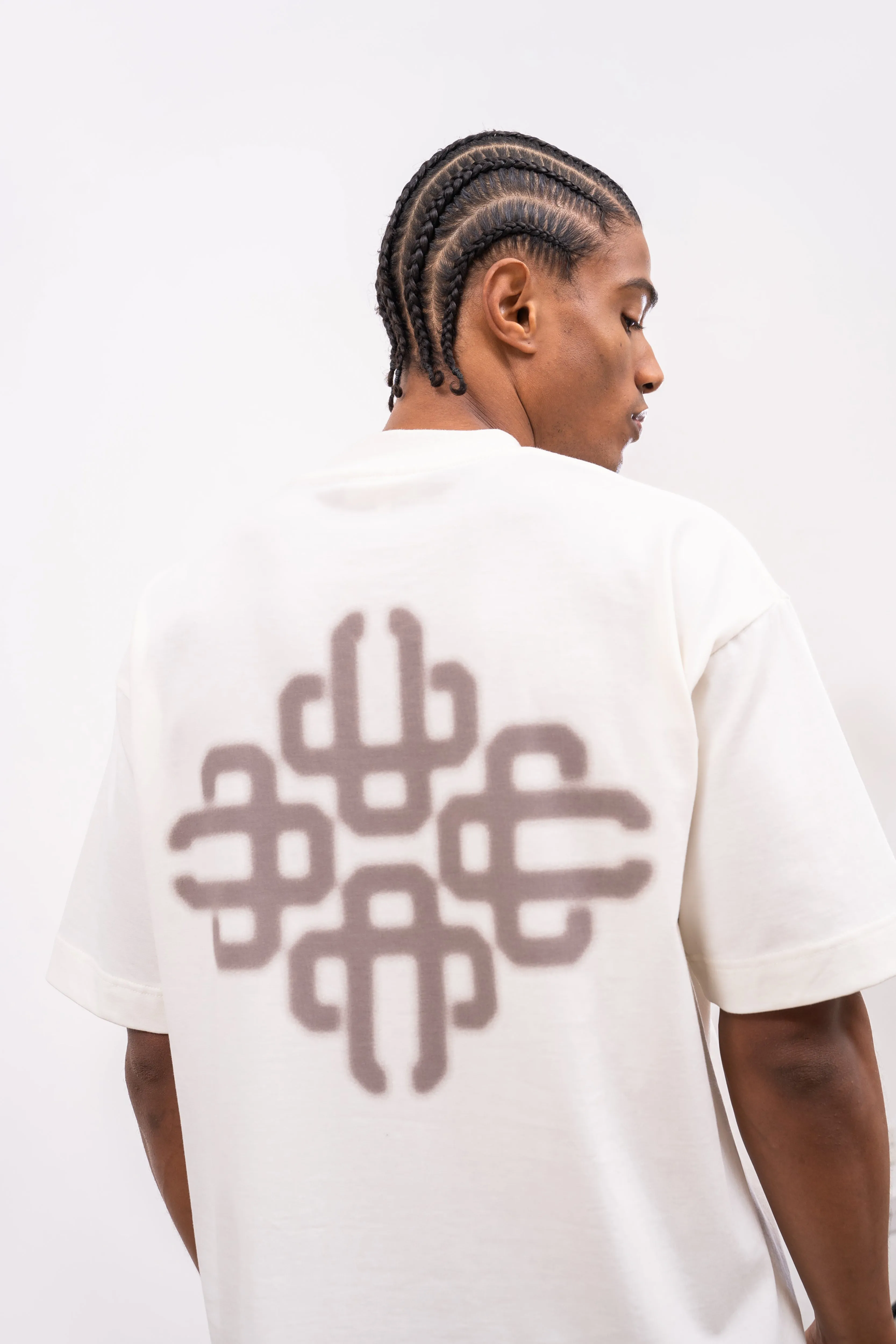 BLURRED GRAPHIC EMBLEM T-SHIRT - OFF WHITE