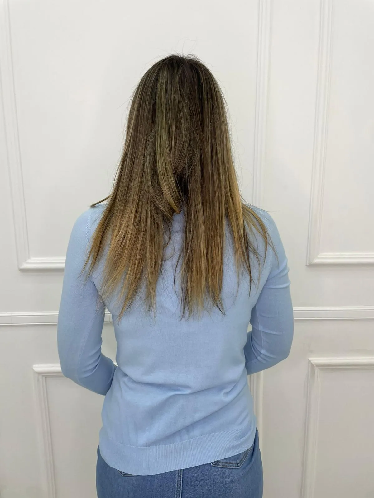 Cardigan in filo tinta unita con bottoni perla