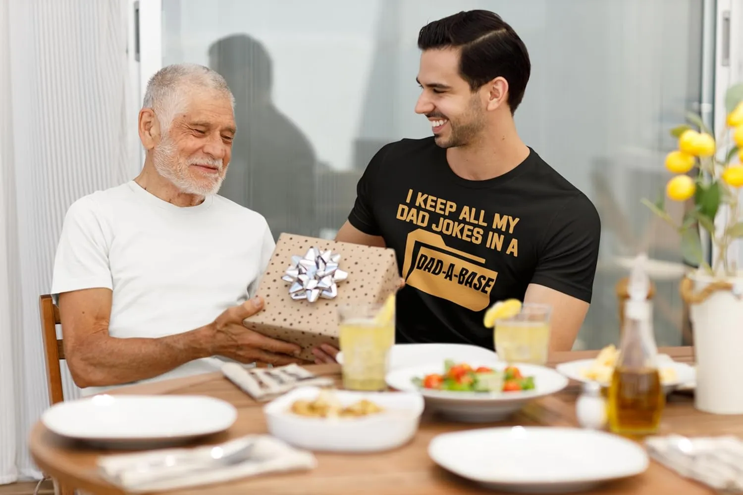I Keep My Dad Jokes in a Dad-A-Base T-Shirt  Funny Humor Pun Shirt for Fathers and Grandpas