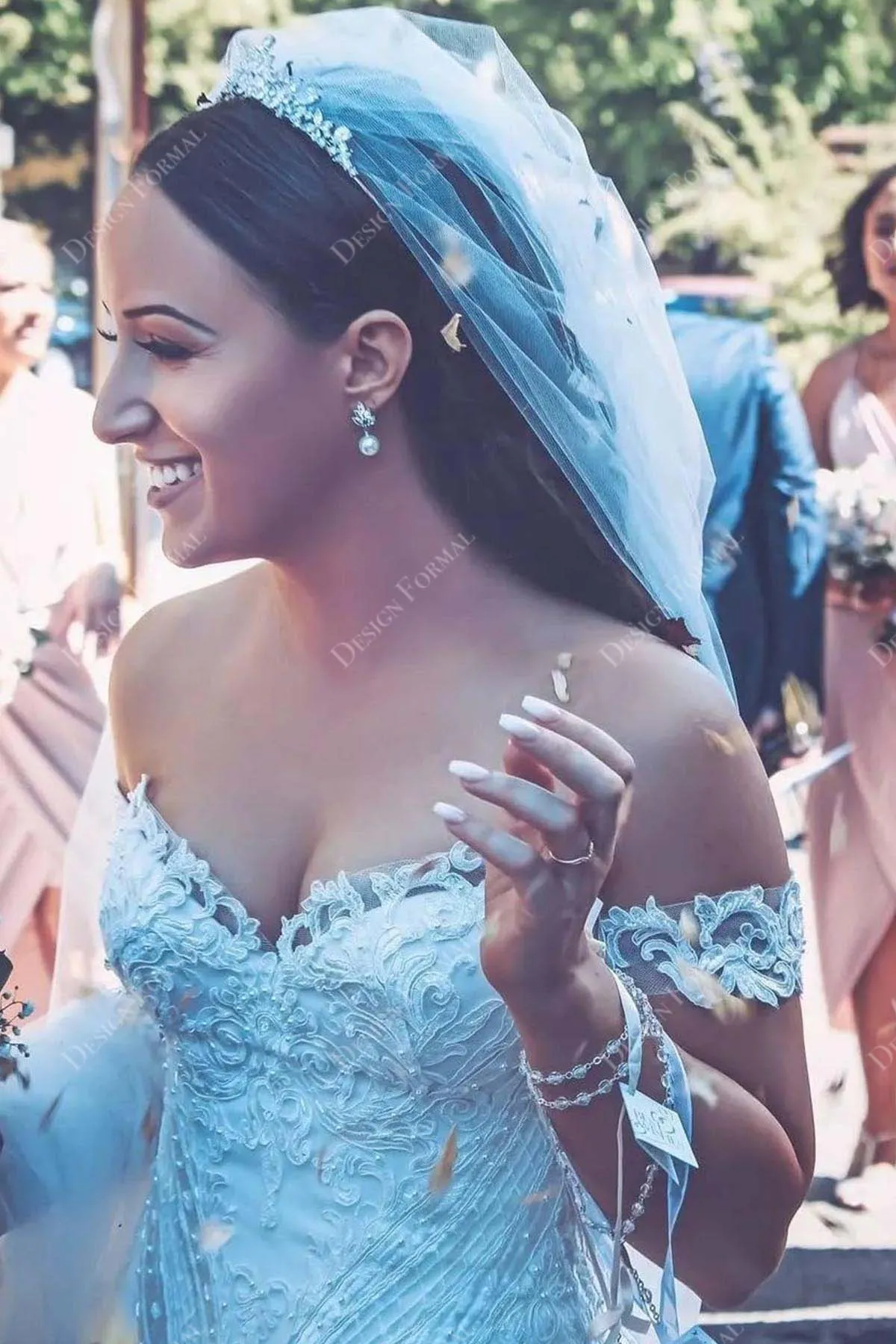 Lace Off-shoulder Sweetheart Mermaid Made-to-Order Wedding Dress