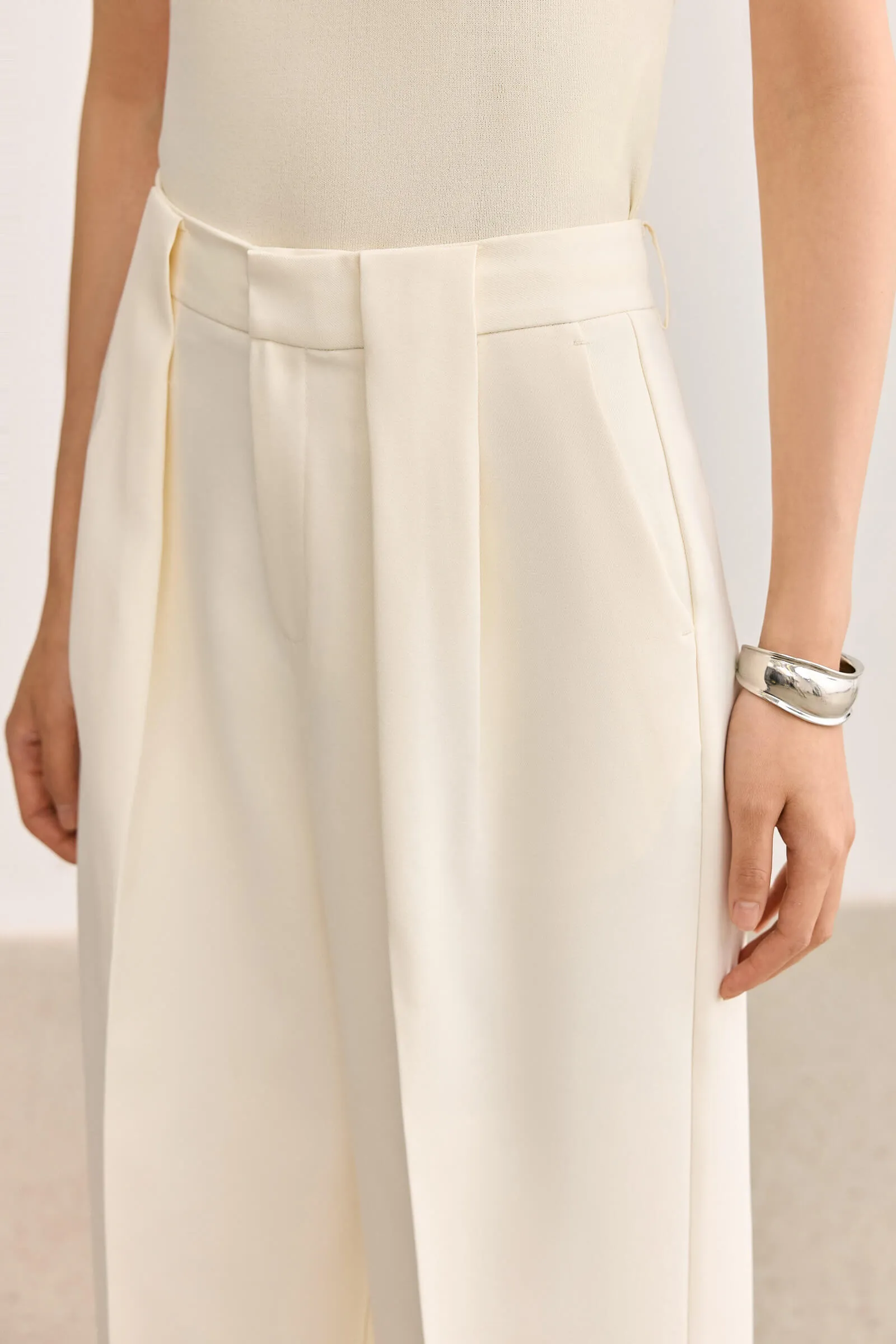 LILY Design Double Pleated Casual Pants