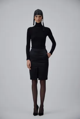 PENCIL SKIRT IN GLOSSY BLACK