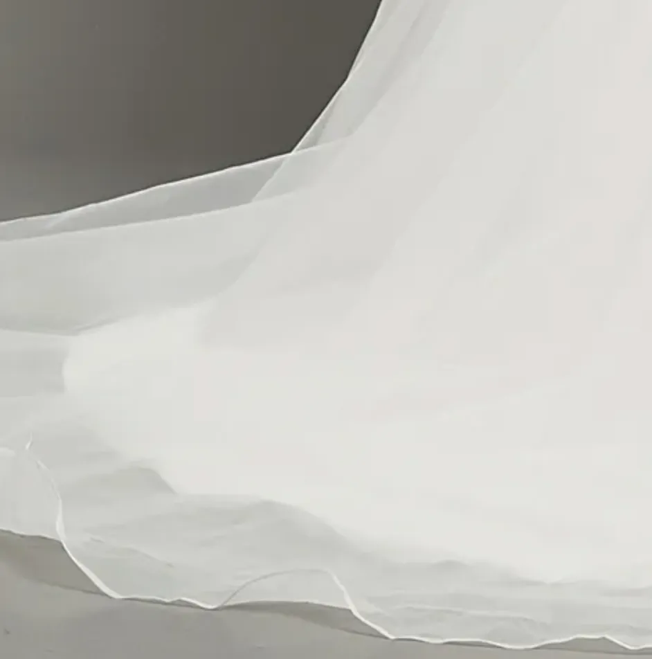 Sweetheart Bridal Wedding Gown With Low Back