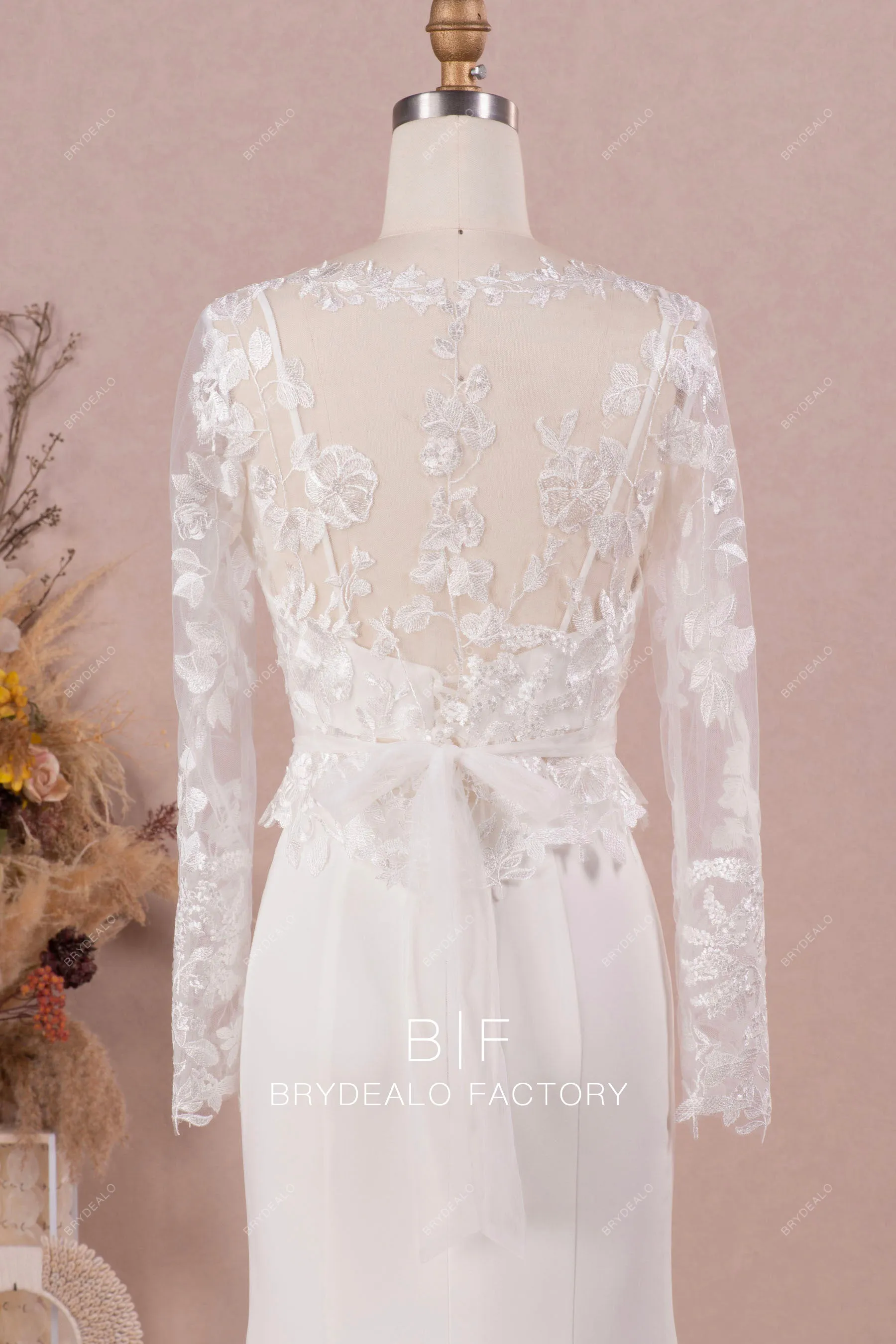 V-neck Lace Bolero Modern Two-Piece Crepe Mermaid Wedding Dress