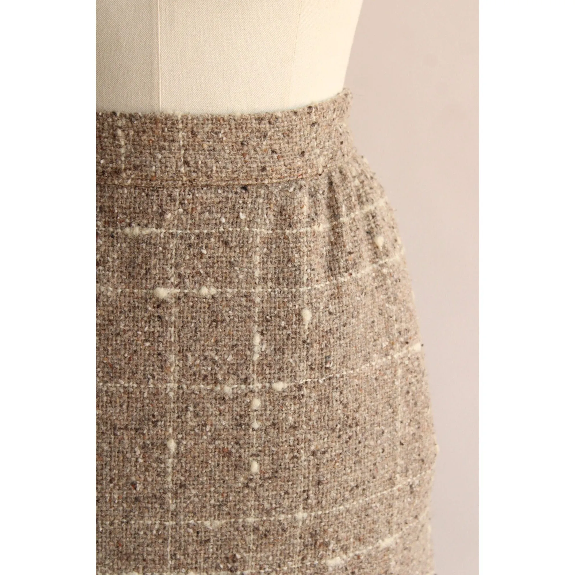 Vintage 1970s Tweed Skirt With Pockets