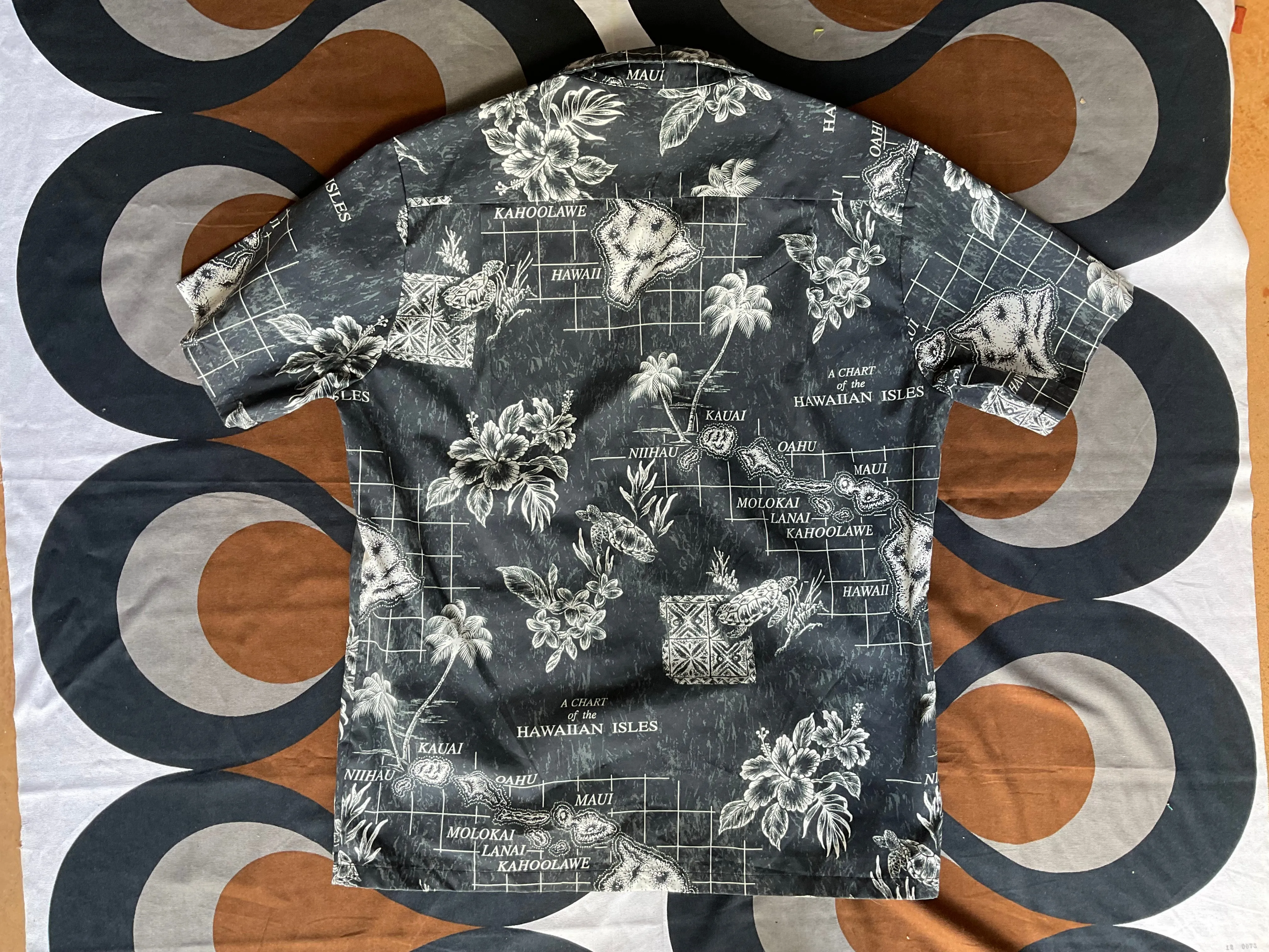 Vintage Hawaiian short-sleeve shirt by Jade Fashions, made in USA, Medium